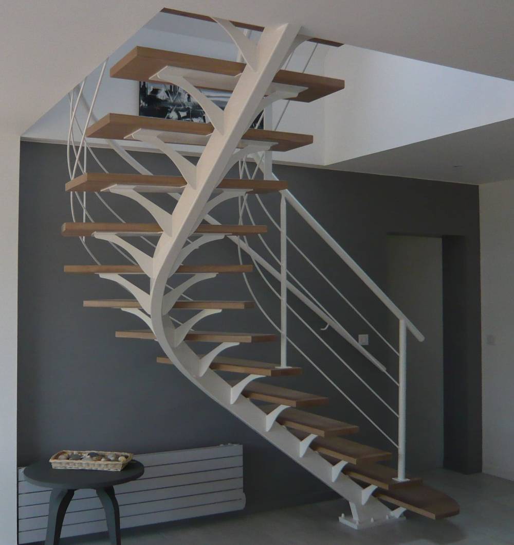Escaliers support métallique